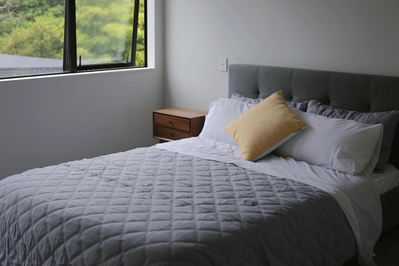 Cozy And Comfortable, Sunny Three-Storey Building โอ๊คแลนด์ ภายนอก รูปภาพ